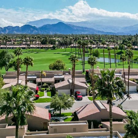 V3859 - Waterfall Hole Palm Desert Luaran gambar