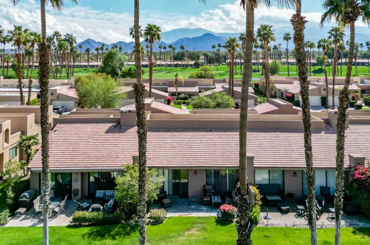 V3859 - Waterfall Hole Palm Desert Luaran gambar