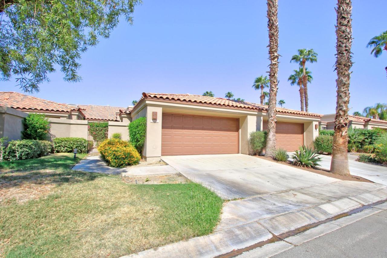 V3859 - Waterfall Hole Palm Desert Luaran gambar