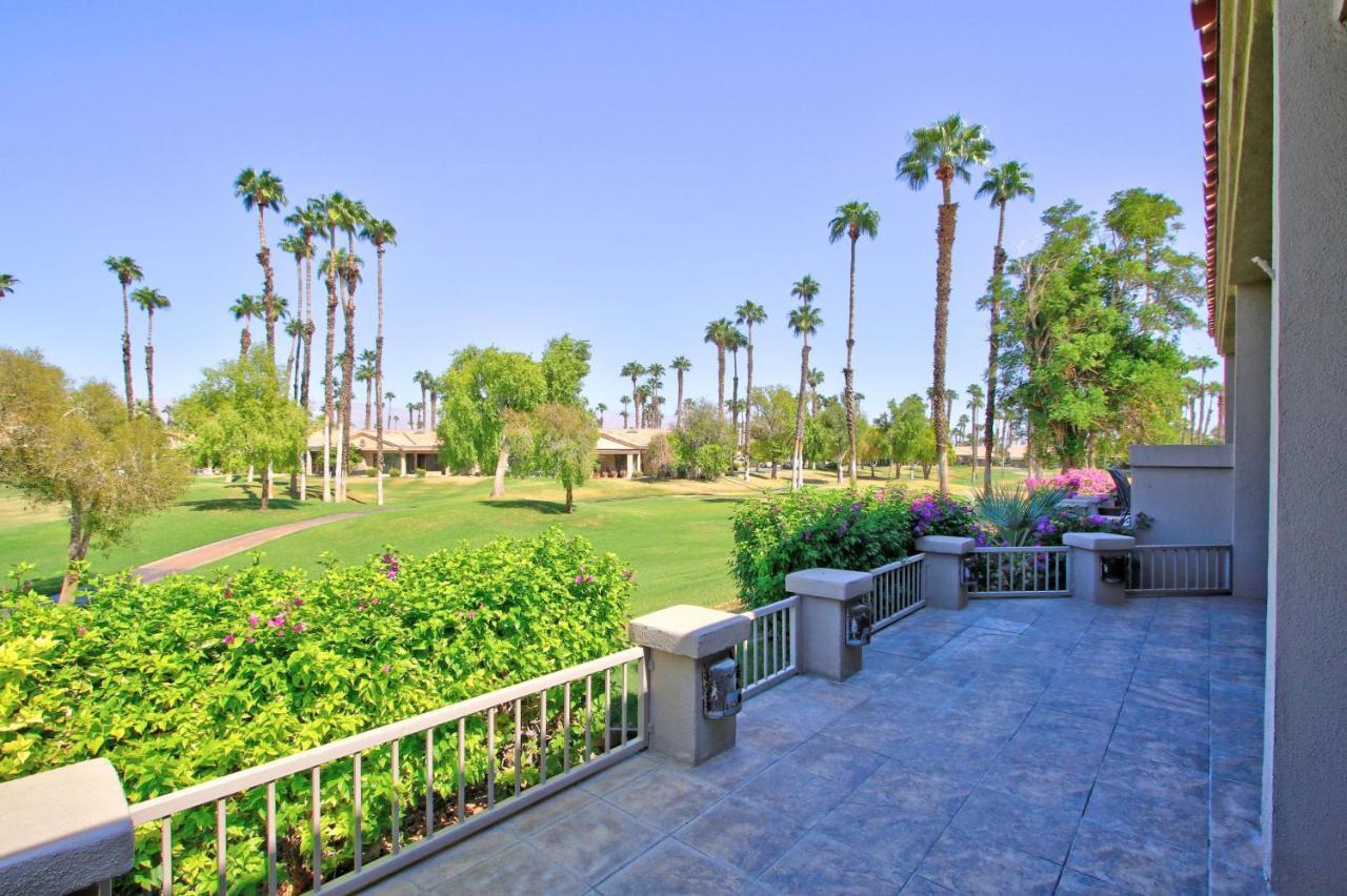 V3859 - Waterfall Hole Palm Desert Luaran gambar